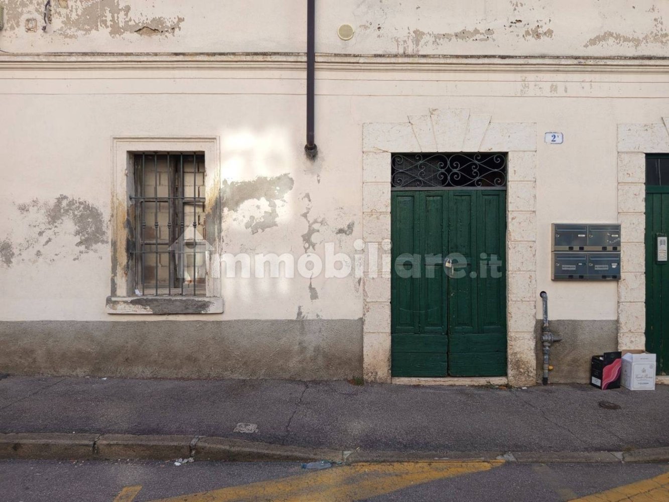 Офис с 2 комнатами в Верона, Италия № 374589