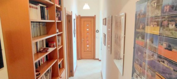 3غرفة شقة في Rapallo, Italy رقم 9787 35