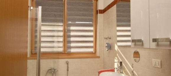 Apartamento de 4 divisões em Trento, Italy N.º 233800 13