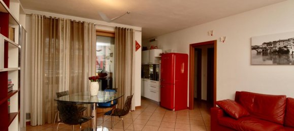 Apartamento de 4 divisões em Trento, Italy N.º 233800 2
