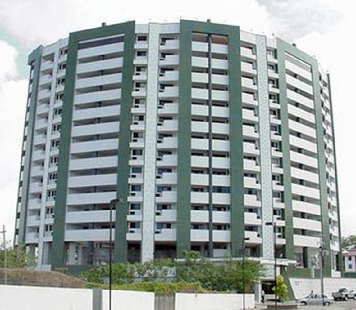 4 bedrooms Apartment in Natal, Brazil No. 466017