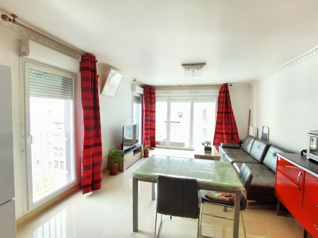 2 Schlafzimmer Wohnung in Bobigny, France, Nr. 176924