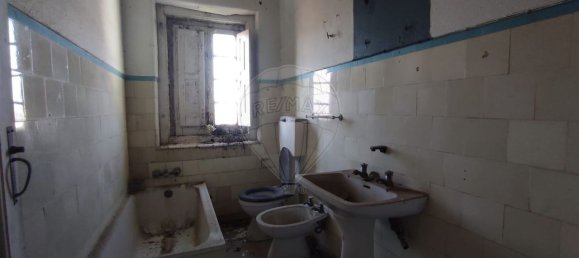 3 bedrooms House in Torres Novas, Portugal No. 22151 9