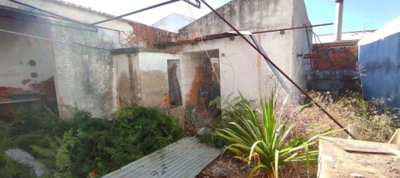 3 bedrooms House in Torres Novas, Portugal No. 22151 5