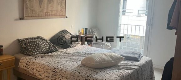 3 bedrooms Apartment in Cenon, France No. 335780 6