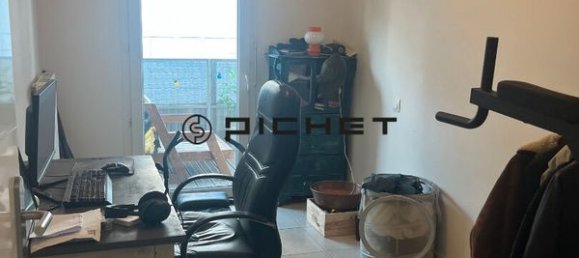 3 bedrooms Apartment in Cenon, France No. 335780 9