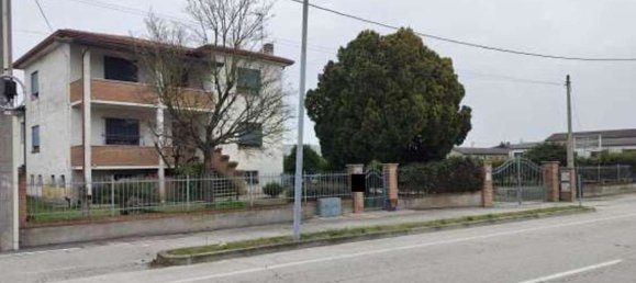 Casa de 12 habitaciónes en Merlara, Italy No. 280168 3