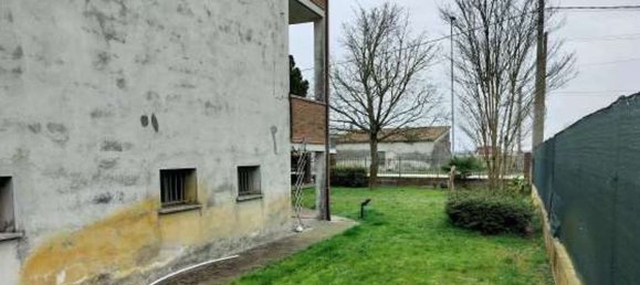 Casa de 12 habitaciónes en Merlara, Italy No. 280168 9