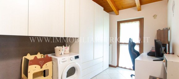 3 Schlafzimmer Wohnung in Palazzago, Italy, Nr. 370114 16