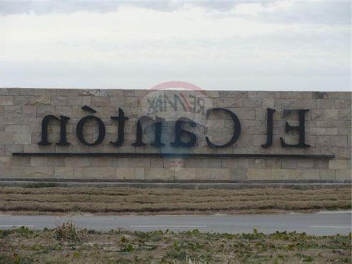  Land in Escobar, Argentina No. 112507