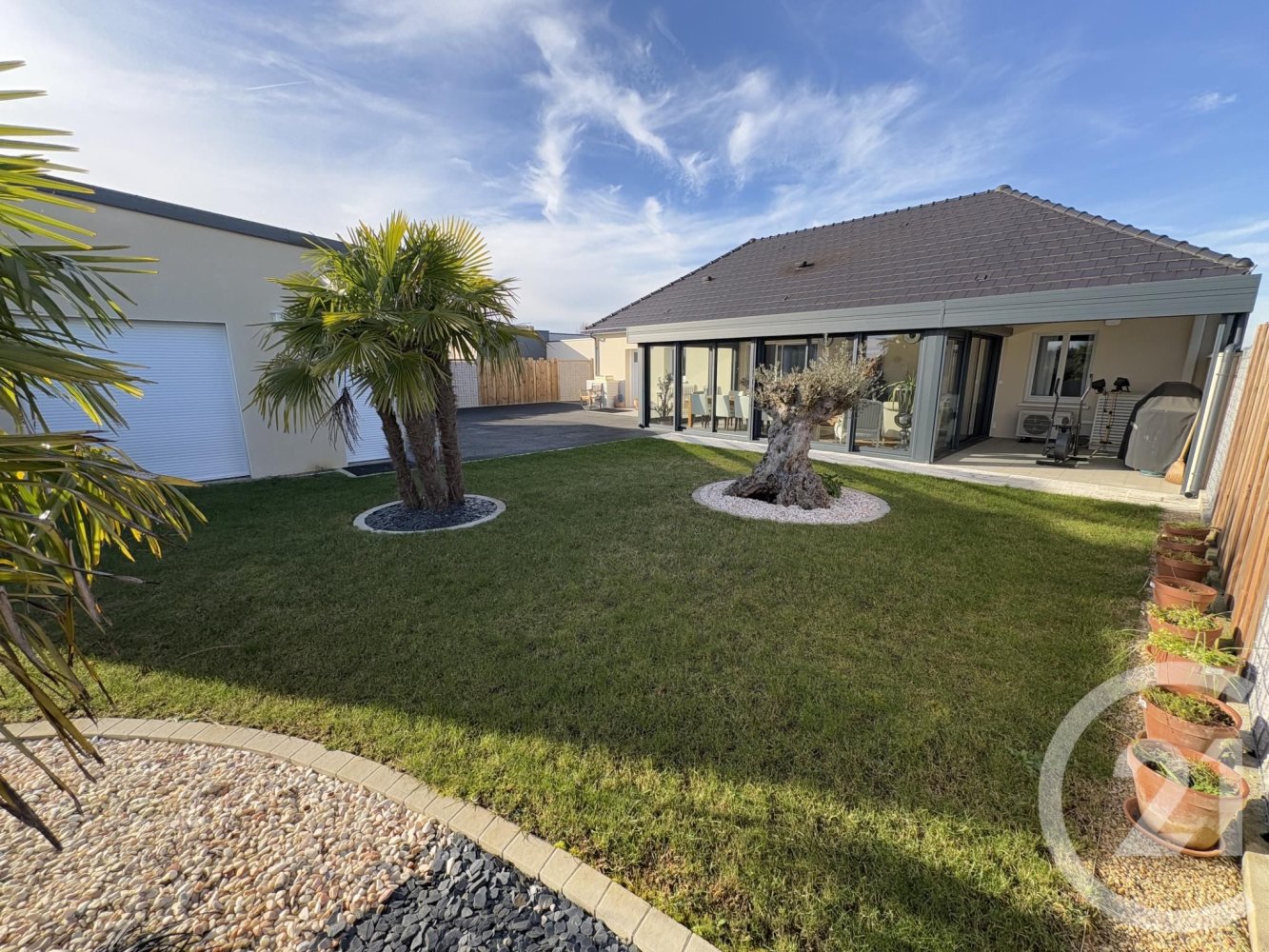 Casa de 4 dormitorios en Etrechet, France No. 40621