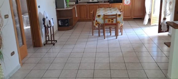 8غرفة منزل في Monte Roberto, Italy رقم 289936 9