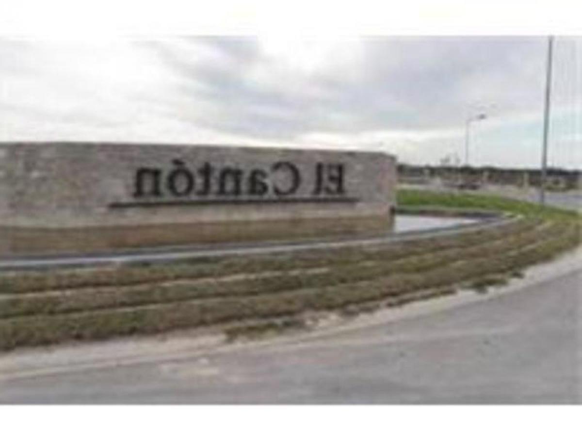  Land in Escobar, Argentina No. 114940