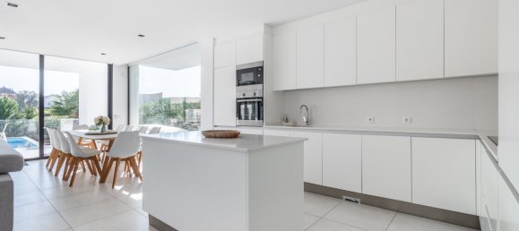 4 bedrooms Villa in Caldas da Rainha, Portugal No. 129734 7