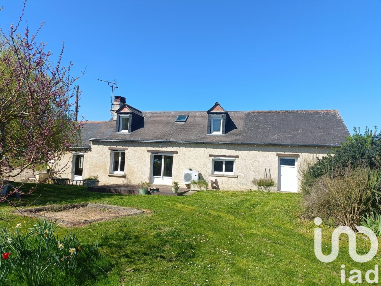 Дом с 4 спальнями в Дам-Мари-ле-Буа, Франция № 42781