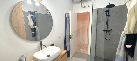 3 rooms Apartment in Carpi, Italy No. 20968 7