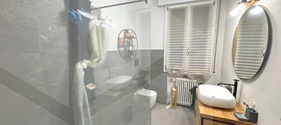 3 rooms Apartment in Carpi, Italy No. 20968 13