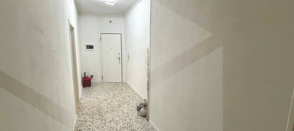 3 rooms Apartment in Carpi, Italy No. 20968 41