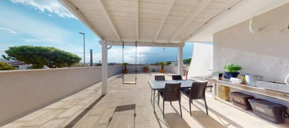 2 Schlafzimmer Haus in Surbo, Italy, Nr. 292060 7