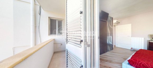 2 Schlafzimmer Haus in Surbo, Italy, Nr. 292060 24