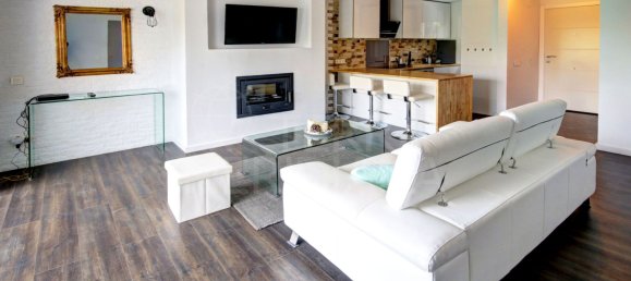 Apartamento de 3 dormitorios en Marbella, Spain No. 78827 10