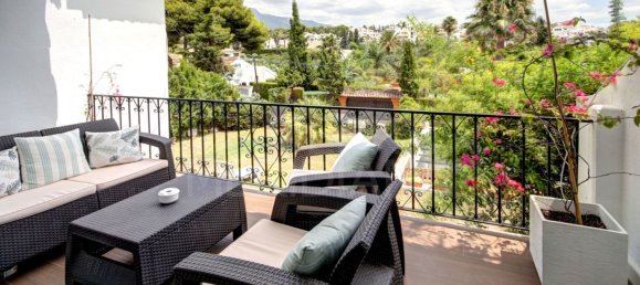 Apartamento de 3 dormitorios en Marbella, Spain No. 78827 5