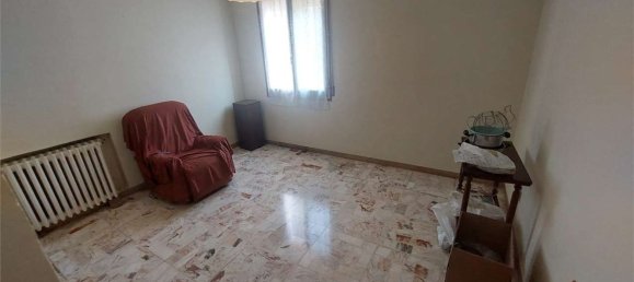 10 Schlafzimmer Haus in Sassuolo, Italy, Nr. 370532 18