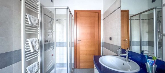 3-Zimmer Villa in Marcallo con Casone, Italy, Nr. 181156 20