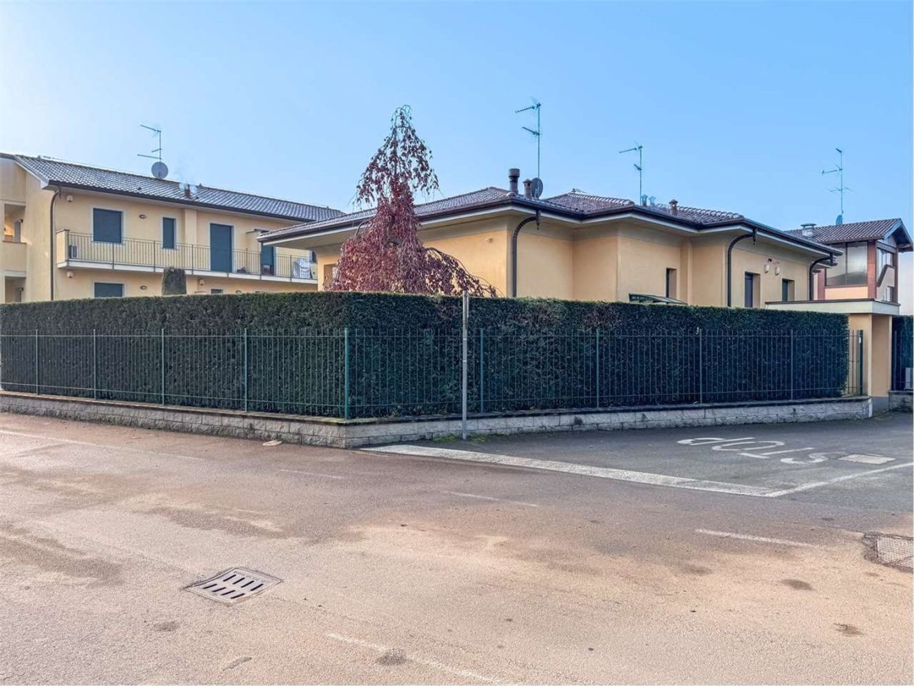 3-Zimmer Villa in Marcallo con Casone, Italy, Nr. 181156