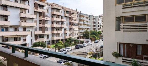 2 Schlafzimmer Wohnung in Cagliari, Italy, Nr. 61350 10