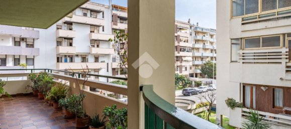 2 Schlafzimmer Wohnung in Cagliari, Italy, Nr. 61350 9