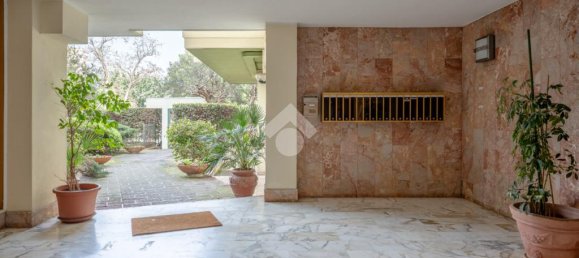 2 Schlafzimmer Wohnung in Cagliari, Italy, Nr. 61350 36