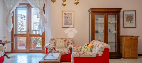 2 Schlafzimmer Wohnung in Cagliari, Italy, Nr. 61350 4