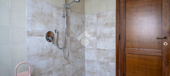 2 Schlafzimmer Wohnung in Cagliari, Italy, Nr. 61350 24