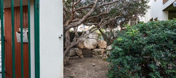 2 Schlafzimmer Wohnung in Cagliari, Italy, Nr. 61350 39