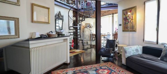 6 bedrooms Villa in Parma, Italy No. 366042 13