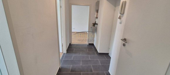 2 rooms Apartment in Hietzing, Austria No. 27750 3
