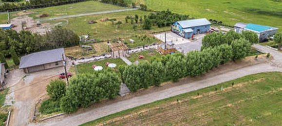 3 bedrooms House in British Columbia, Canada No. 212 3