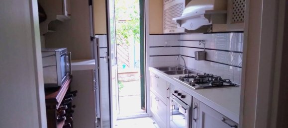 5 bedrooms House in Campi Bisenzio, Italy No. 363865 7