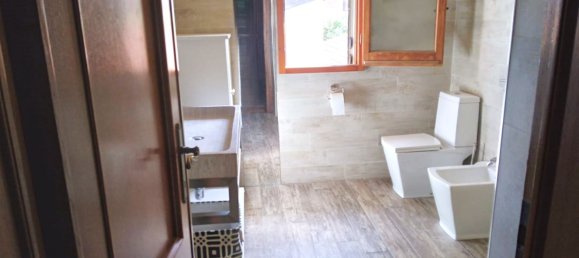 5 bedrooms House in Campi Bisenzio, Italy No. 363865 27