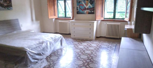 5 bedrooms House in Campi Bisenzio, Italy No. 363865 24
