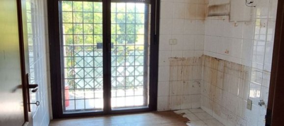 3 bedrooms Apartment in Rome, Italy No. 355938 15