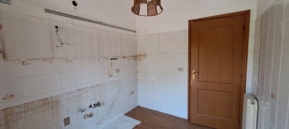 3 bedrooms Apartment in Rome, Italy No. 355938 22