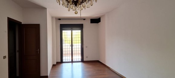 3 bedrooms Apartment in Rome, Italy No. 355938 14