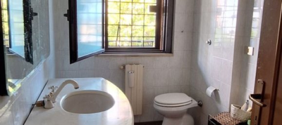 3 bedrooms Apartment in Rome, Italy No. 355938 38