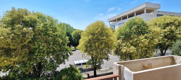 3 bedrooms Apartment in Rome, Italy No. 355938 2