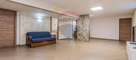 4 Schlafzimmer Villa in Nerviano, Italy, Nr. 357820 43