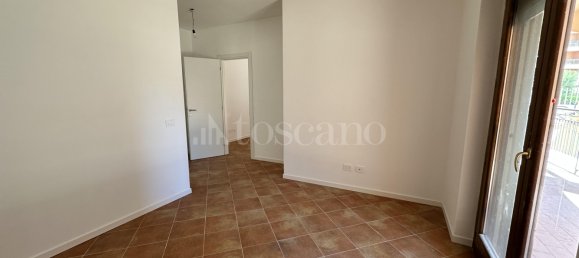 3-salle Appartement à Fiumicino, Italy No. 285121 12