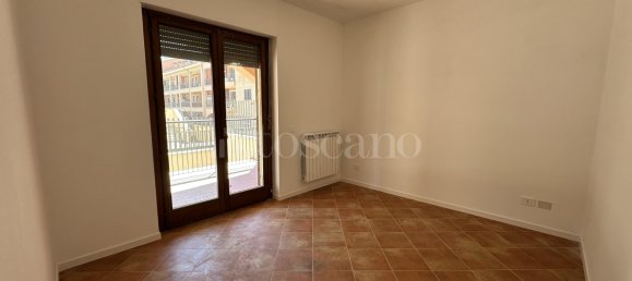 3-salle Appartement à Fiumicino, Italy No. 285121 10