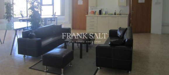 Oficina en Saint Julian's, Malta 195 m² No. 11793 15